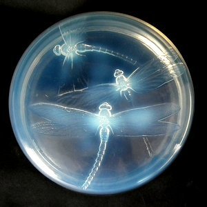 Rene Lalique Opalescent Glass 'Georgette' Box 